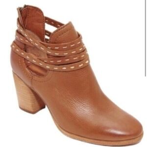 Frye Naomi Pickstitch Shootie Heeled Leather Whiskey Ankle Bootie - Size 6B